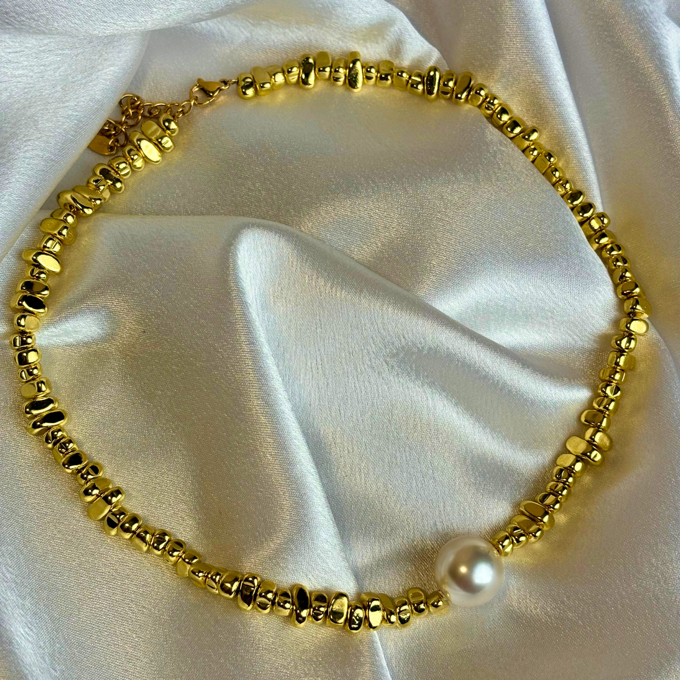 Gold nugget pearl  necklace