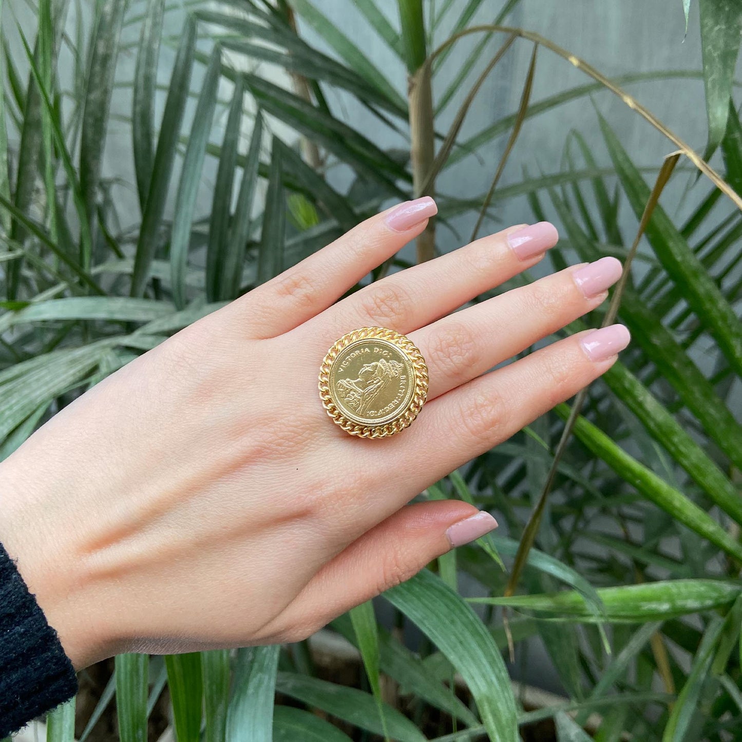 Vintage Coin Motif Gold Ring