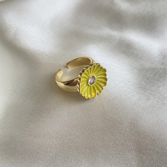 Golden Daisy Glow Enamel Ring