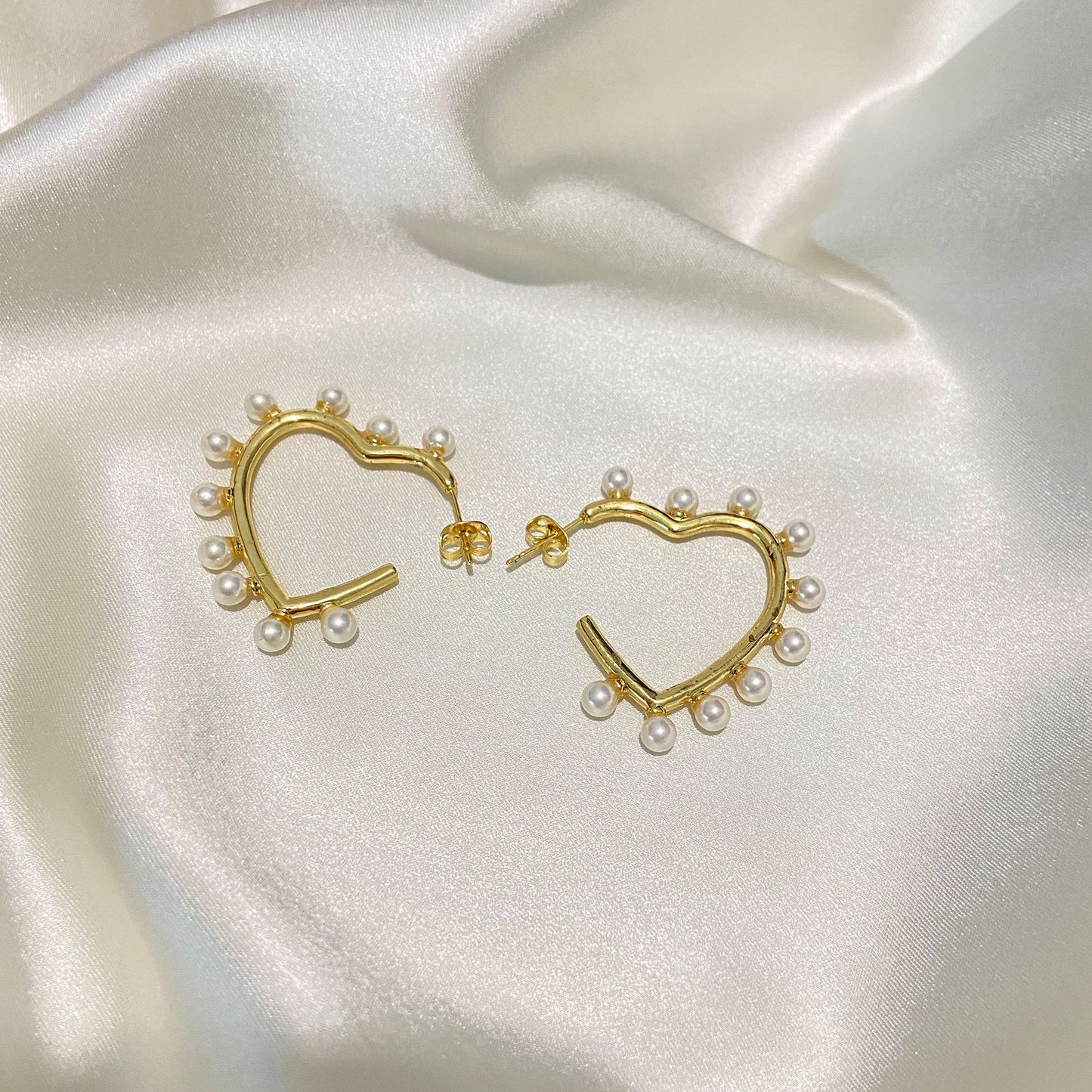 Pearl Gold-Plated Heart Earrings