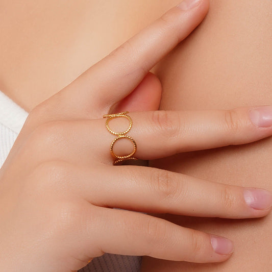 Eternal Loops Golden Links Ring