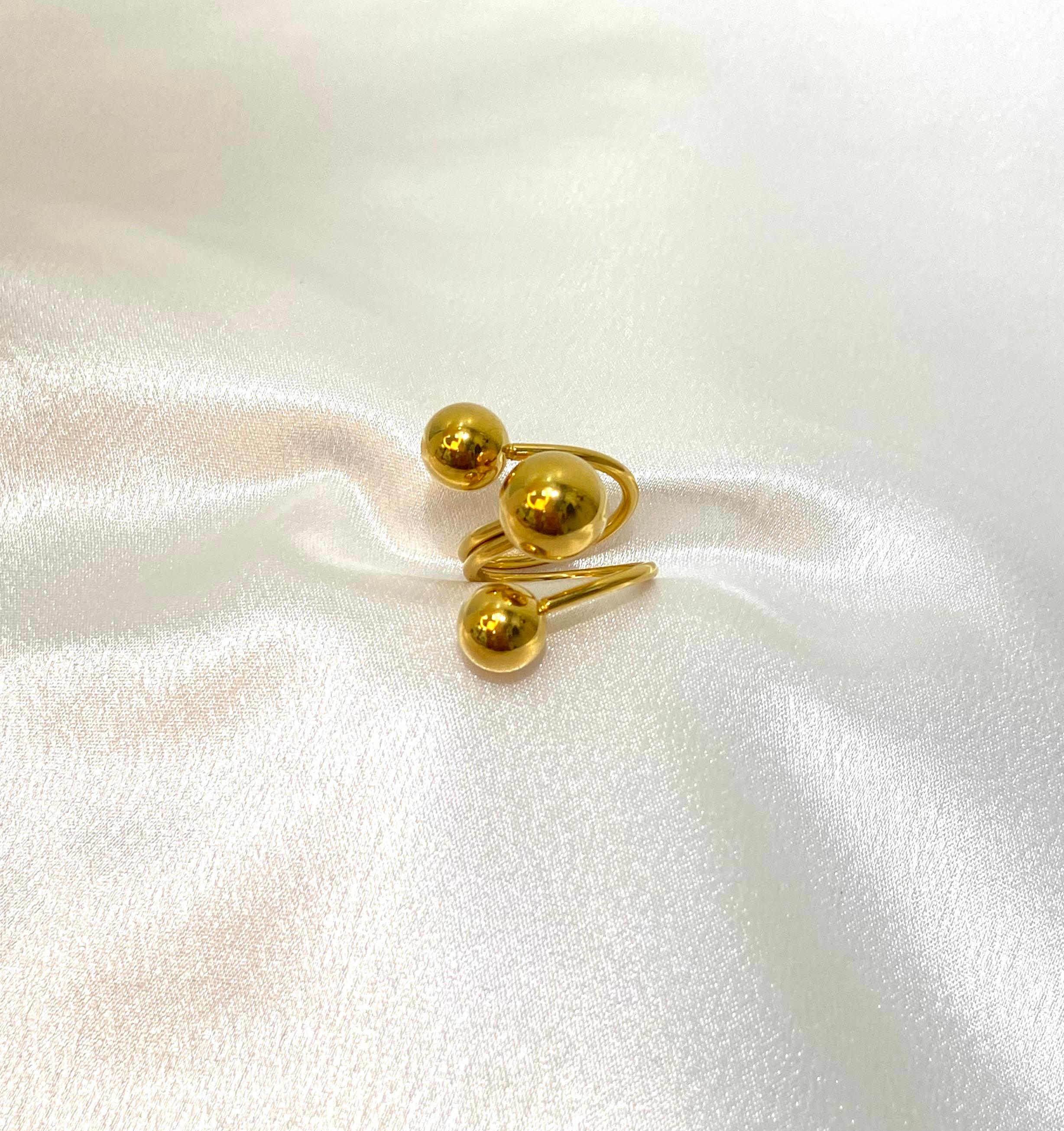 Cosmic Shine Spherical Gold Ring