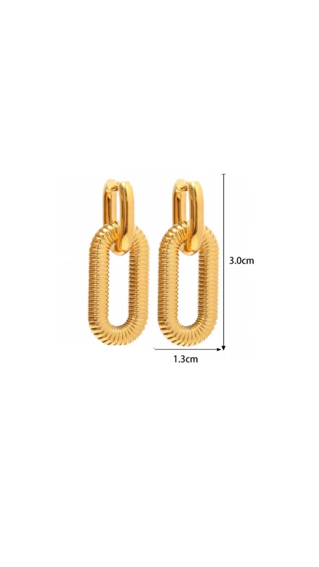 Ribbed Gold-Plated Loop Earrings