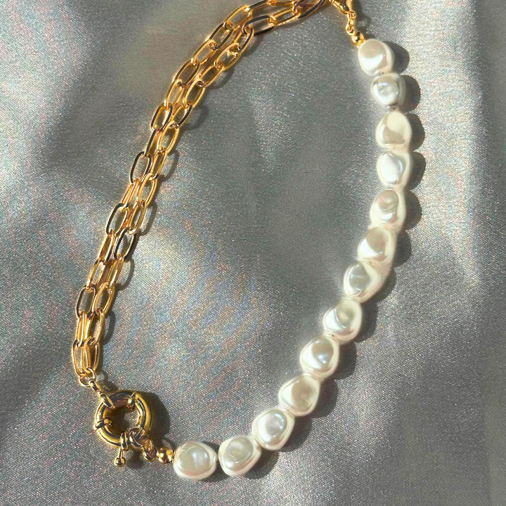 Linked baroque pearl necklace