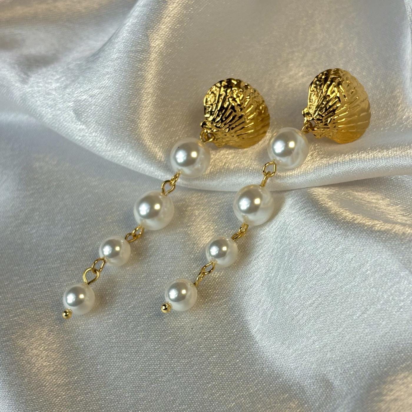 Seashell pearl drop danglers
