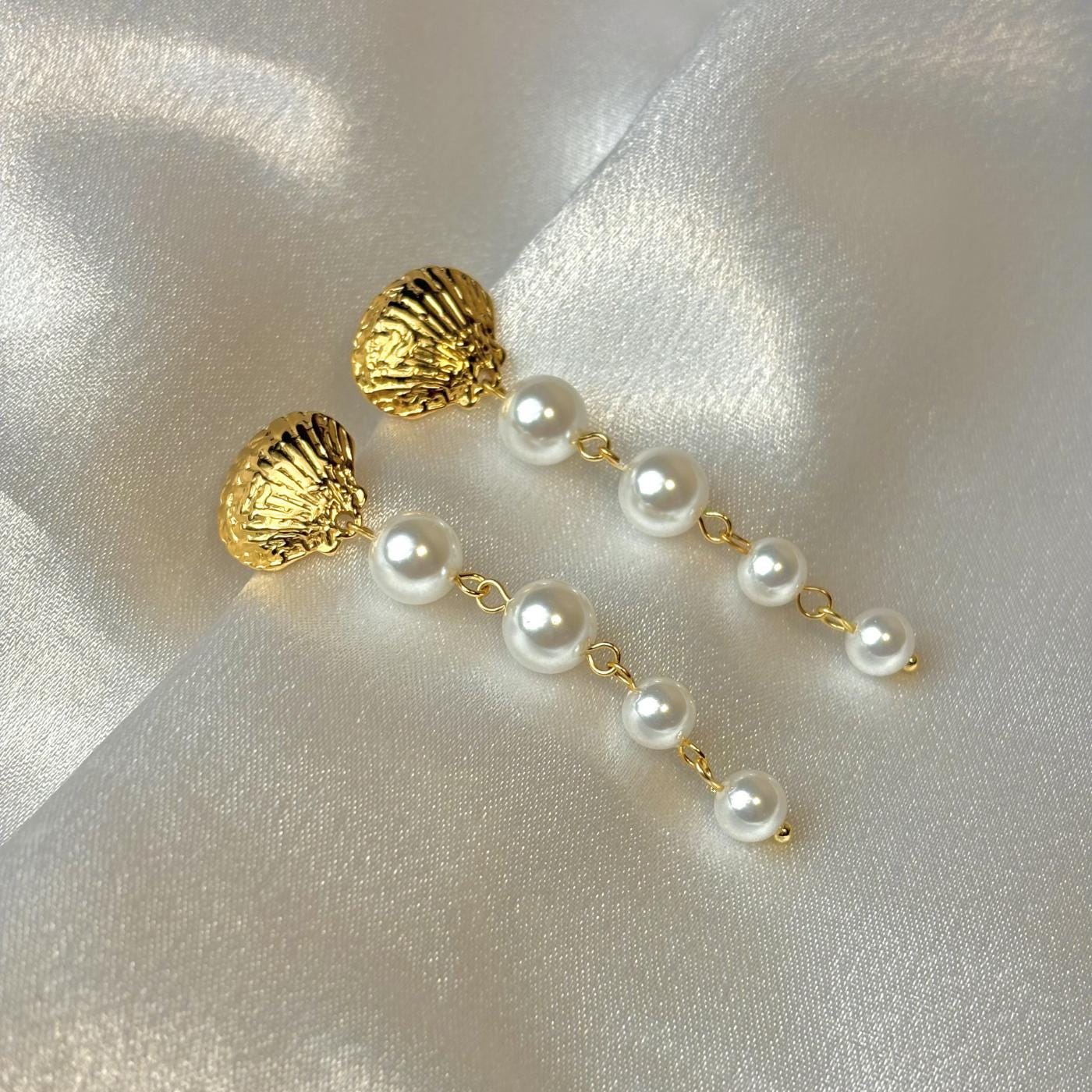 Seashell pearl drop danglers