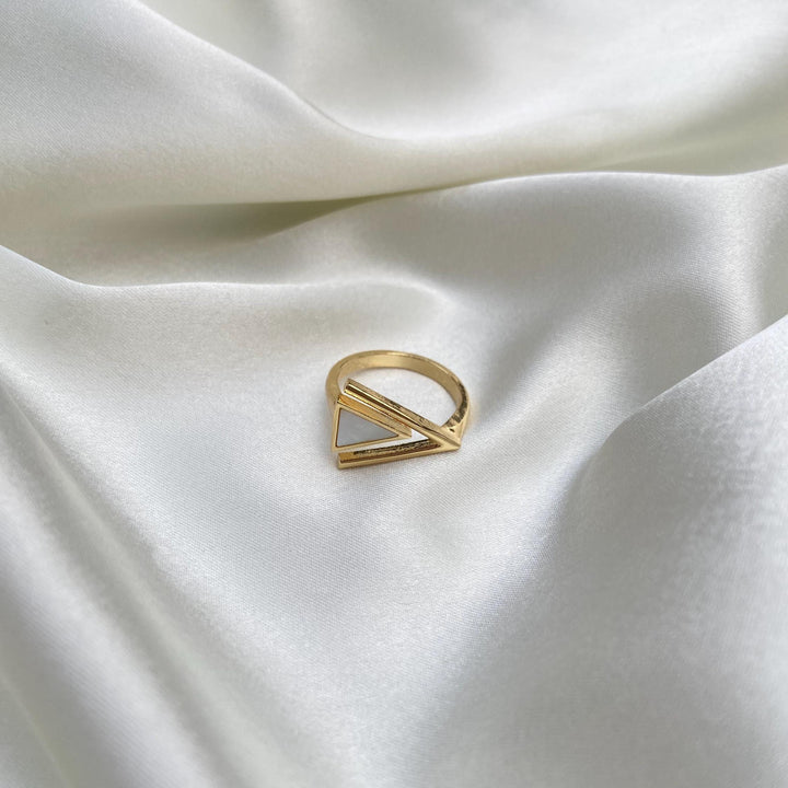 Bold Apex Geometric Ring