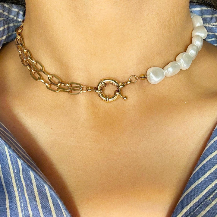 Linked baroque pearl necklace