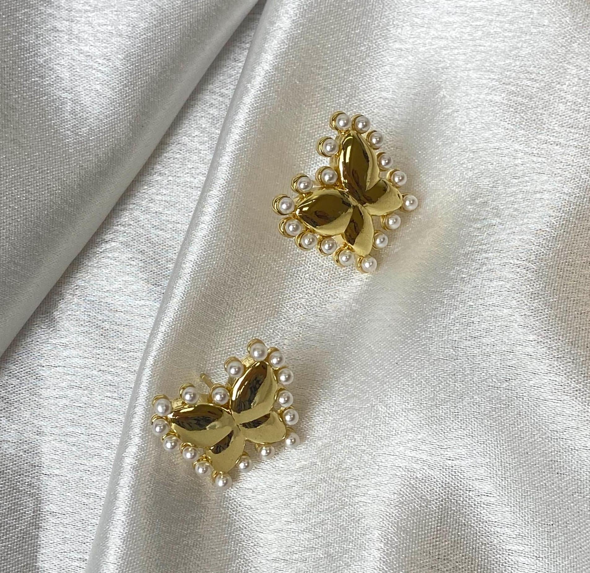 Gold-Plated Butterfly Pearl Stud