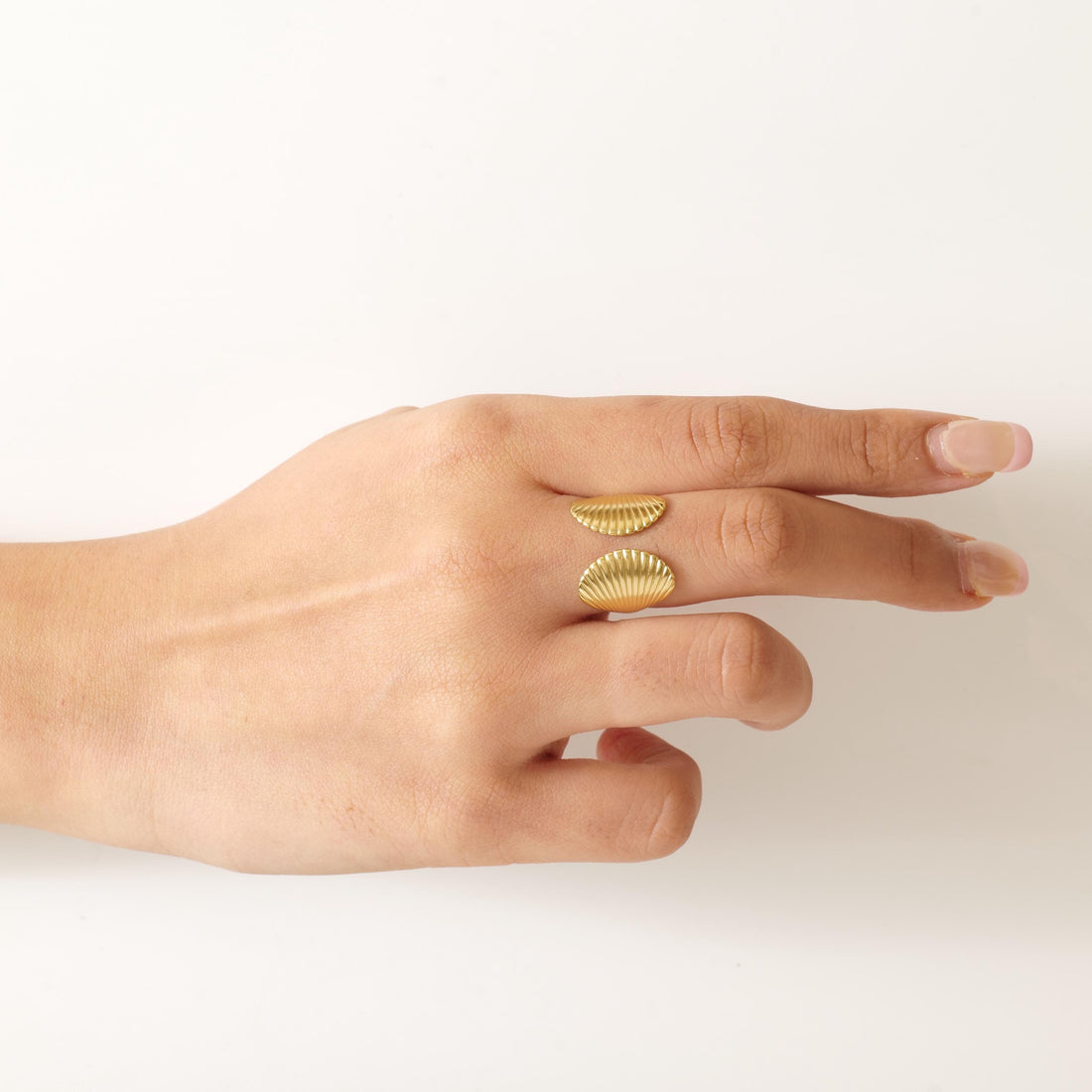 Textured Gold Seashell Ring