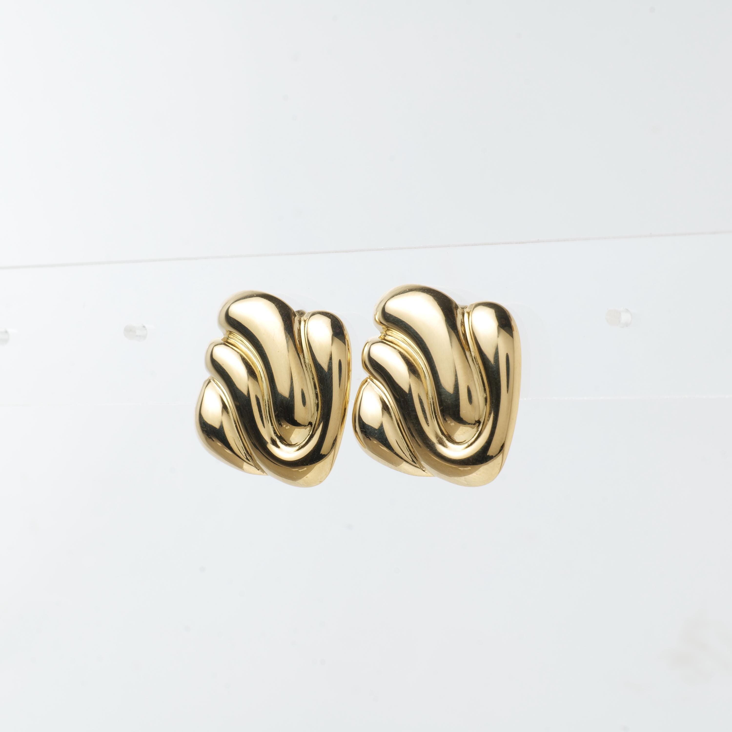 18K Gold Plated Sculpted Stud Earrings