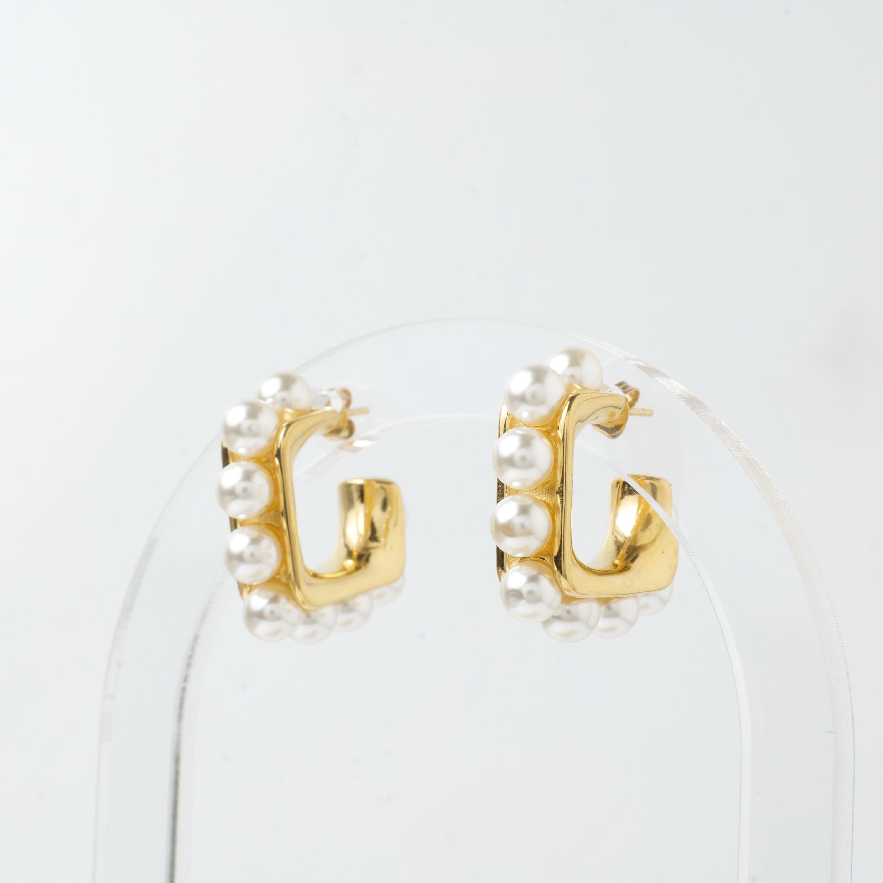 18K Gold Plated Pearl Hoop Earrings